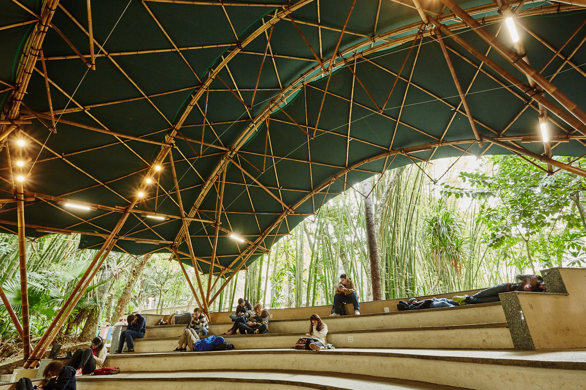 Bamboo-Active-Bending-Textile-Hybrid-Space-Structure-6.jpg
